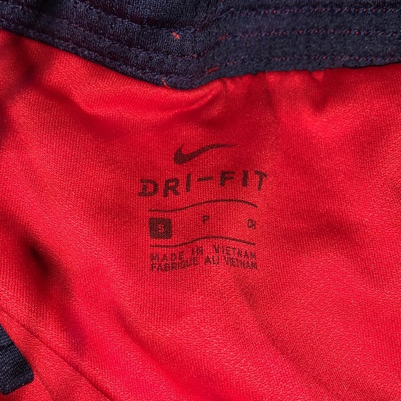 Nike Red Runner Shorts - Picture 2 of 2
